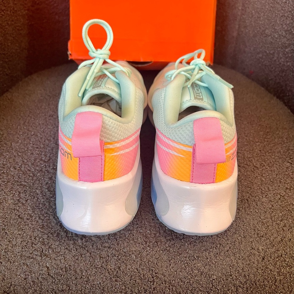Brand New Nike Air Zoom Arcadia SE Kids Sneakers size 7 - Picture 5 of 10